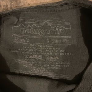 Men’s Patagonia t shirt.